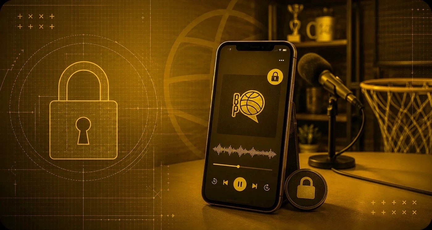 Celular tocando podcast do Bola Presa com cadeados em tons dourados